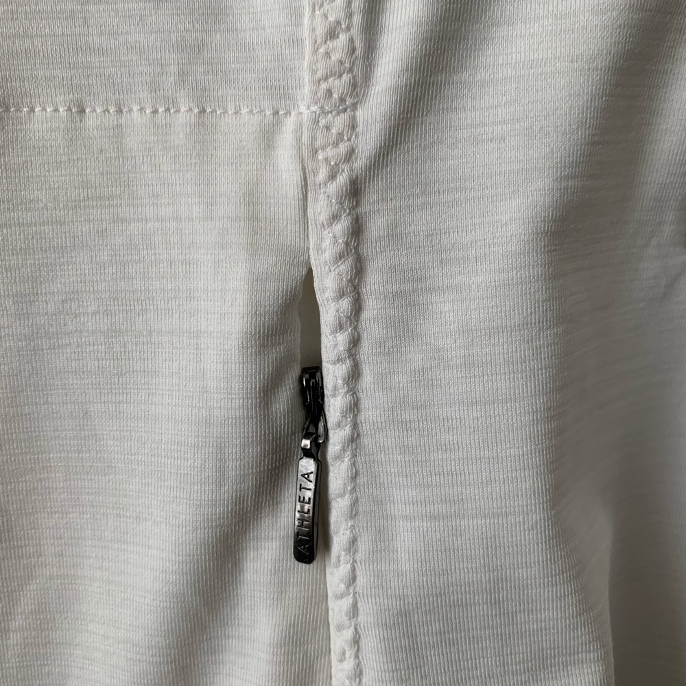 Athleta half zipped top - Picture 4 of 5
